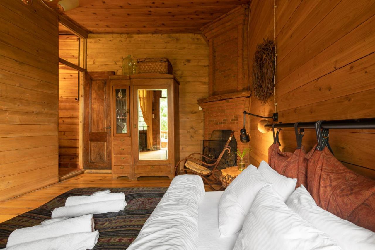 Menabde Winery Hotel Ozurget'i Екстериор снимка